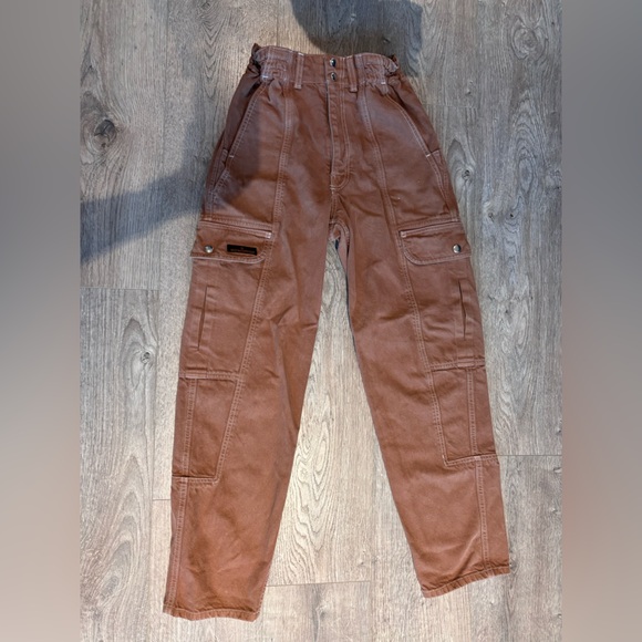 BDG cargos - Picture 1 of 4